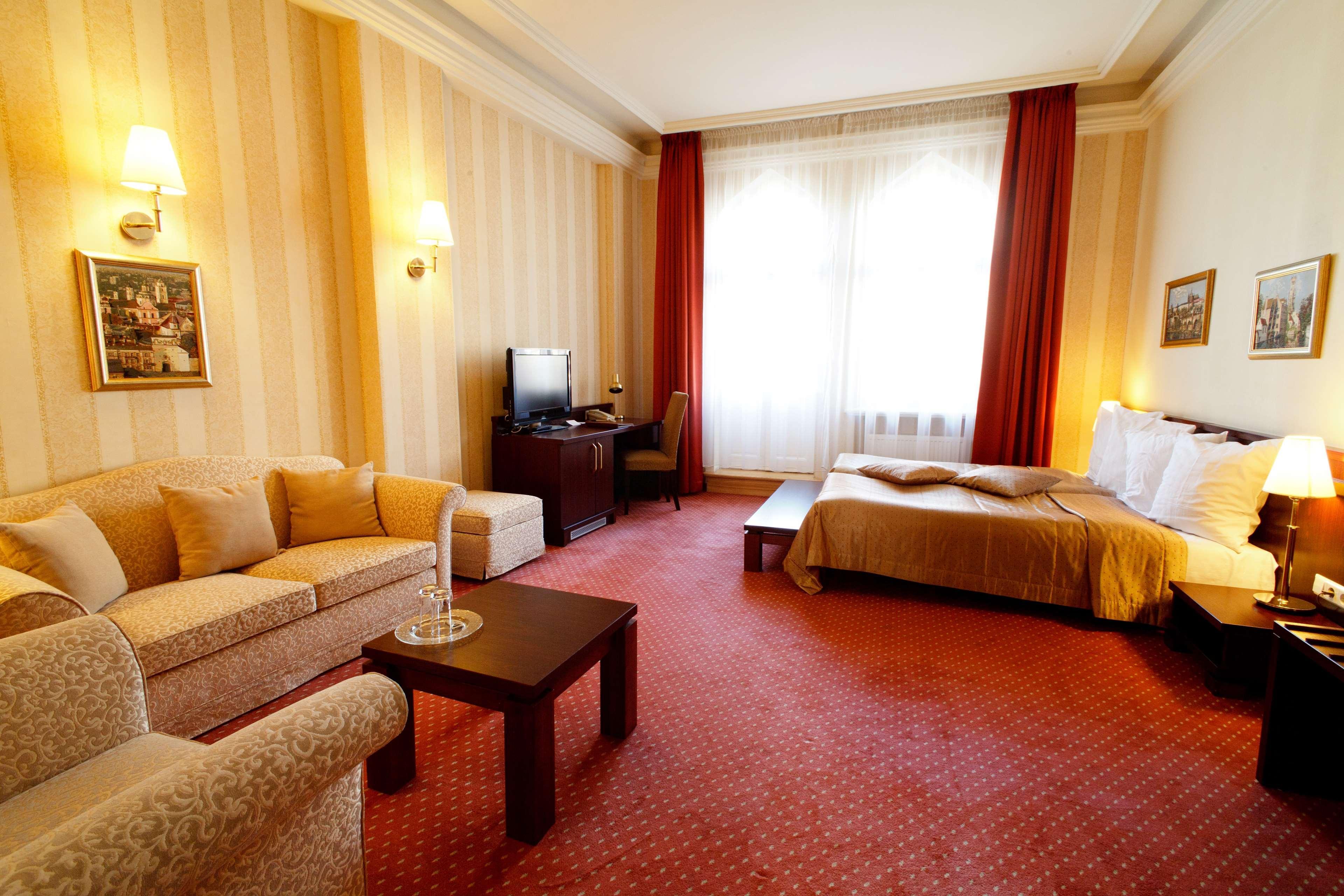 Hotel Monika Centrum 4*